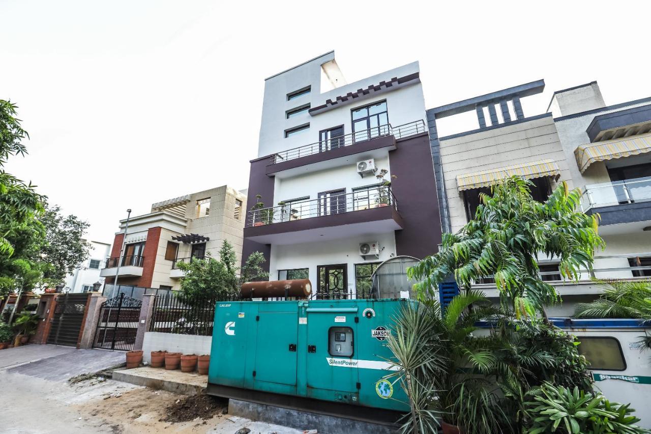Hotel Vizima Palace - Near Wave City Center Metro Station Νόιντα Εξωτερικό φωτογραφία